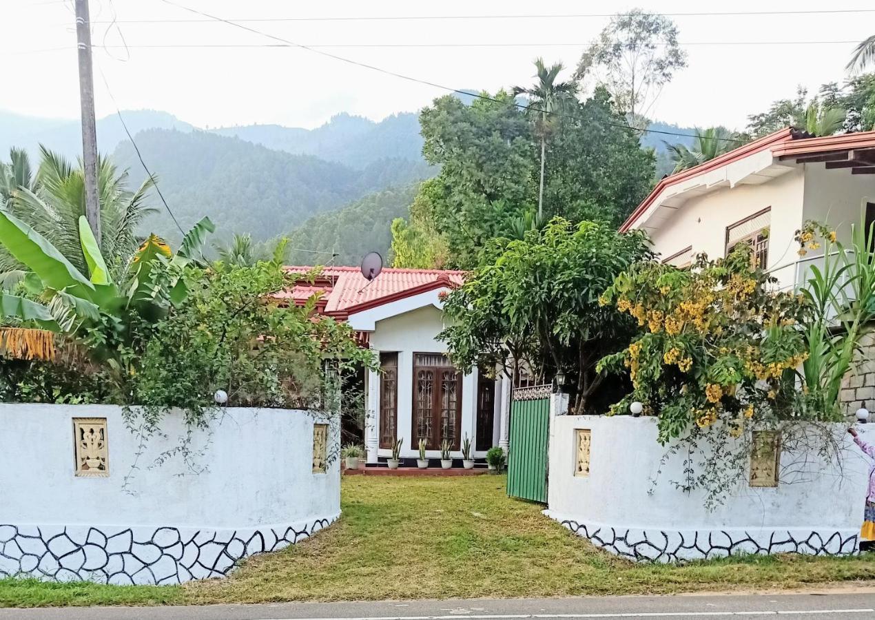 Mount View Family Rest & Cottage Haputale Exteriér fotografie